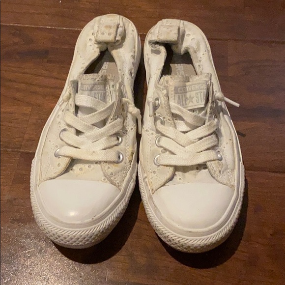 white eyelet converse